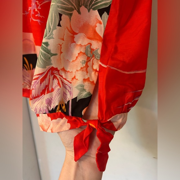 Vintage late 1950s Hawaiian peddle pusher tie shorts. Women’s small. - Picture 5 of 9